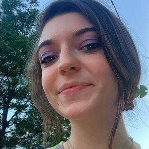 Meet your Posher, Lily